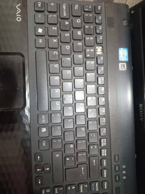 Sony laptop core i3 2nd generation 3