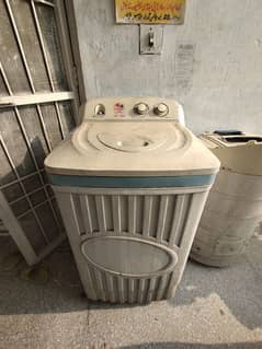 washing machine and dryer 10/10 condition