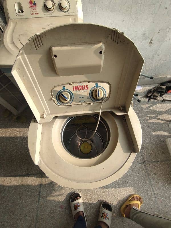 washing machine and dryer 10/10 condition 8