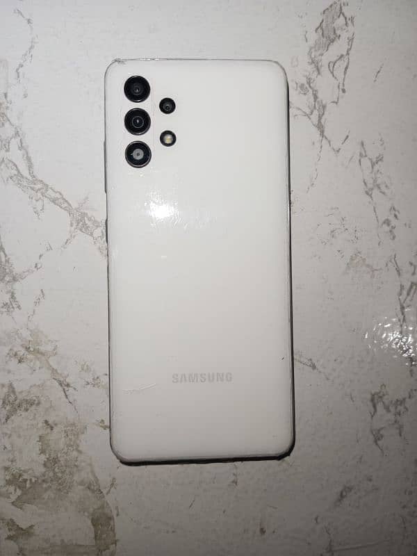 SAMSUNG A 32 0