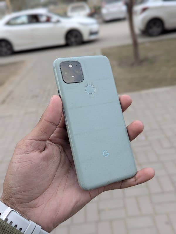 Google Pixel 5 2