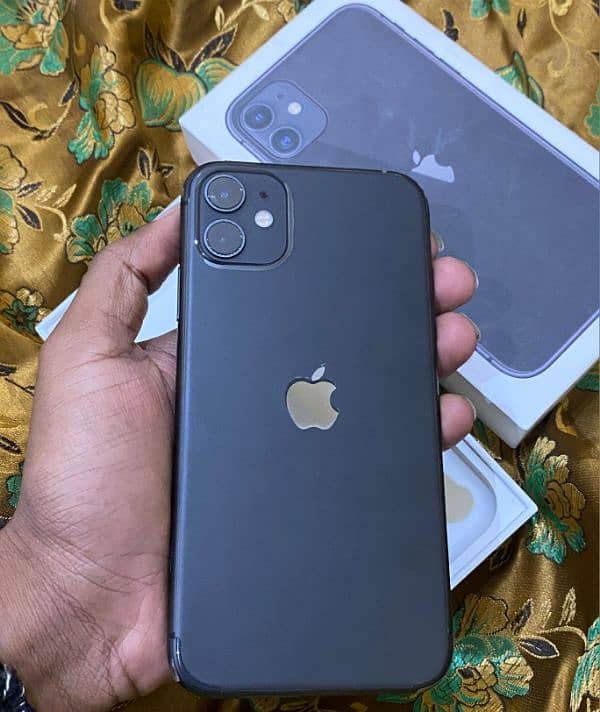 iphone 11 black colour 64 gb non pta 4