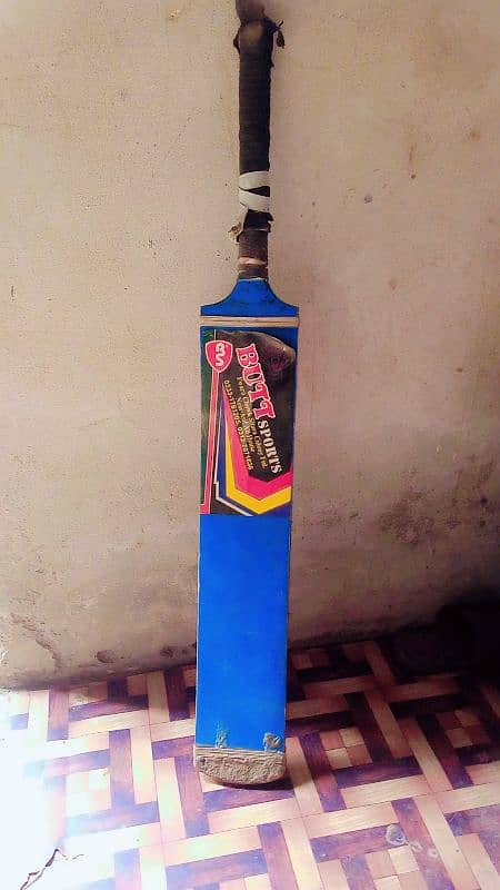 sirf grip kharab ha Baki bat 10/10 condition 3