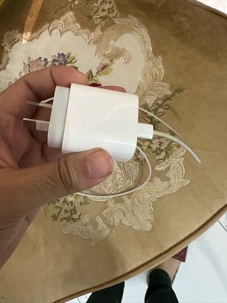 Apple Original charger/cable/adapter 20w 0