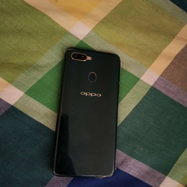 OPPO A7 1