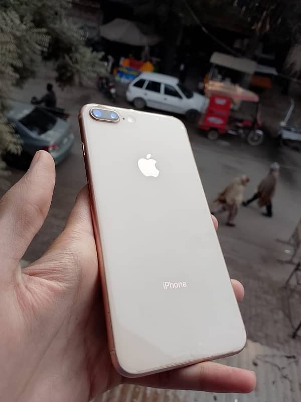 iPhone 8 Plus LLA Model 2