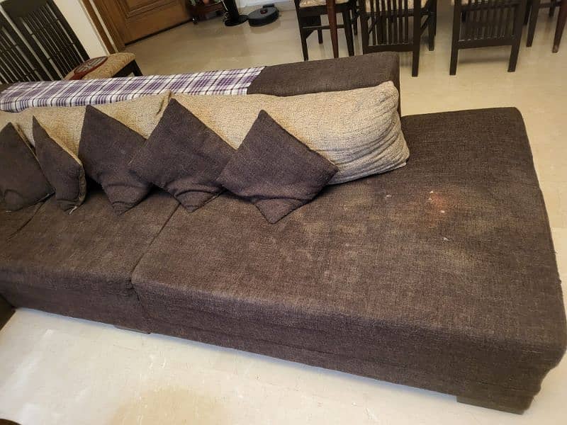 Used L-Shaped Sofa, 7 Seater. URGENT SALE. 3