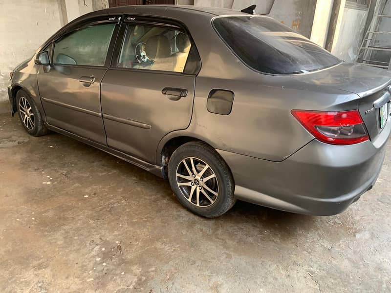 Honda City IDSI 2004 3