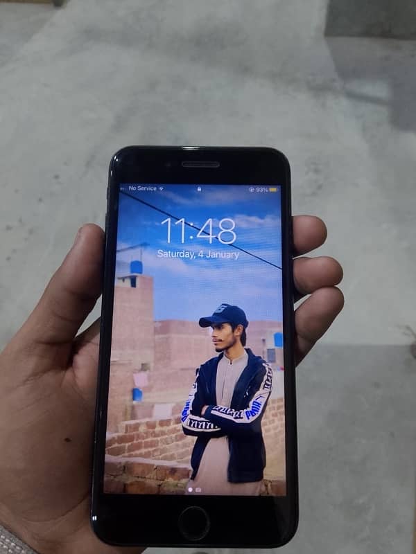 I phone 7plus  128GB Exchange Possible with Good phone read add full 4