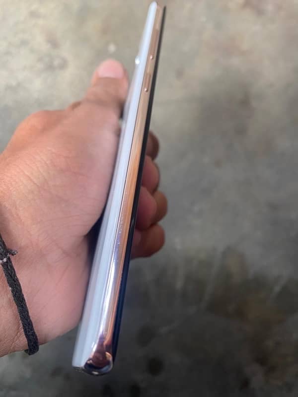 Samsung Galaxy S10 plus 8/128 phone Num 03064206549 2