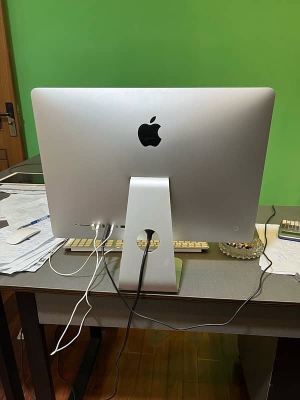 IMAC 4K (used) 21.5 inch | 2 TB | 16 GB (2017) 5