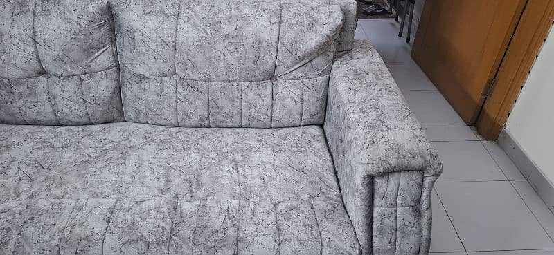 New Condition relaxing Turkish sytle 5 seater sofa 1