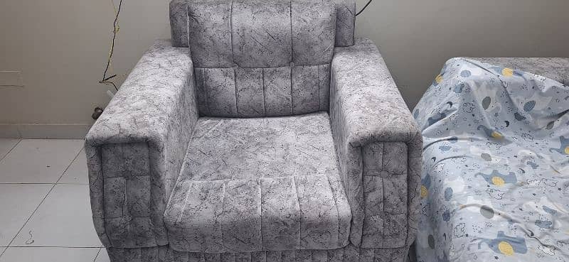 New Condition relaxing Turkish sytle 5 seater sofa 4