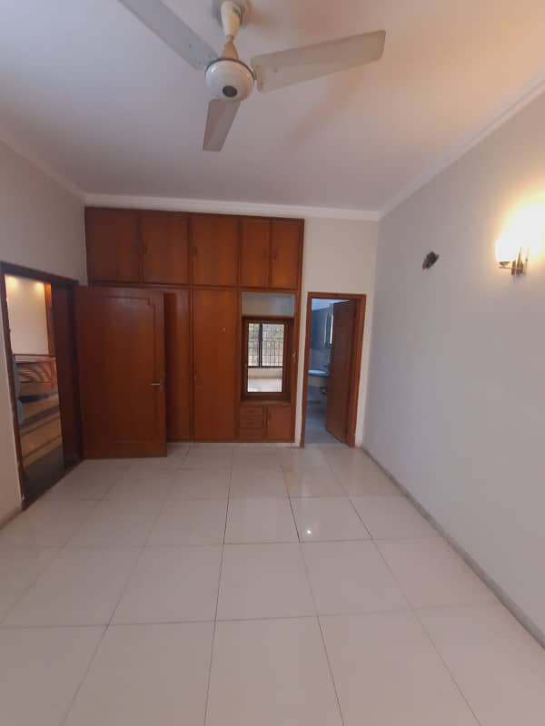 1 Kanal Full House Is Available For Rent In Dha Phase 3 Near McDonalds Y Block 2