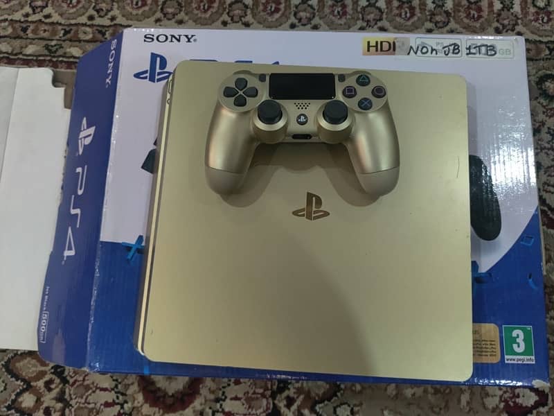 ps4 slim 1tb golden new condition 0