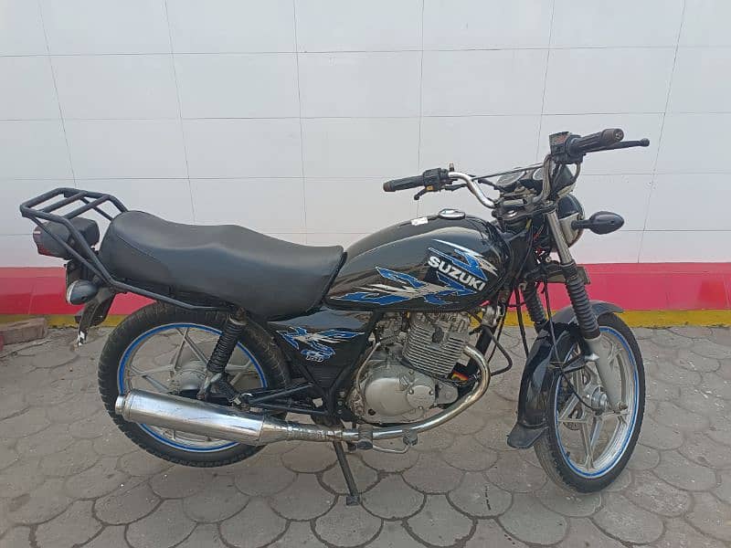 Suzuki Gs 150 2017 model 4