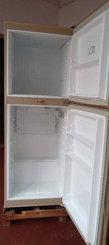 PEL Refrigerator for sale / Fridge for Sale 2