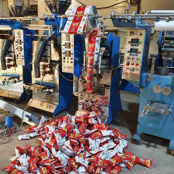 Multiple Products Packing Machine for Surf Slanty Nimko Salt Rice Chip 18