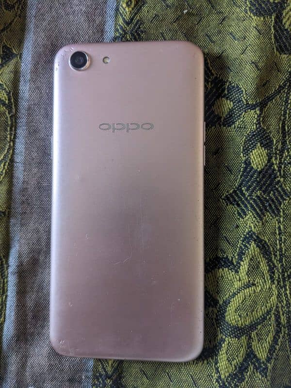 OPPO A83 1