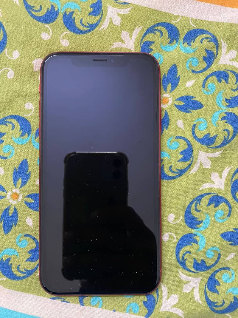 Apple iPhone XR 7