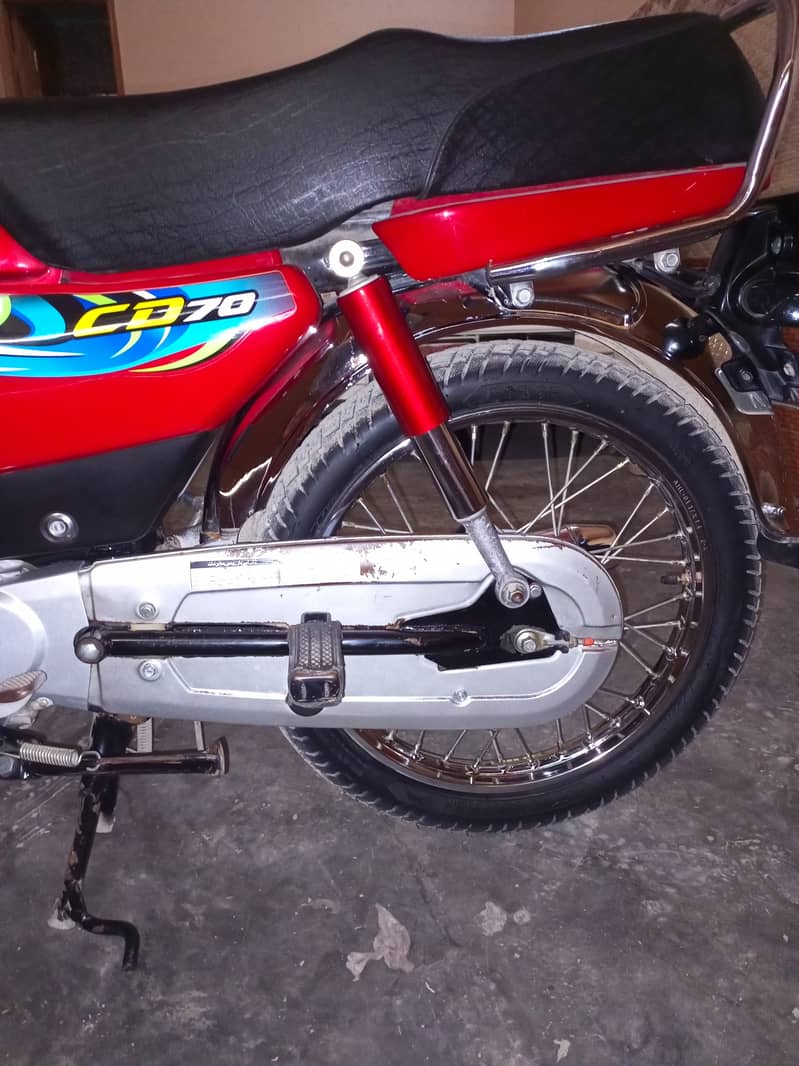 honda 70 good condition 3