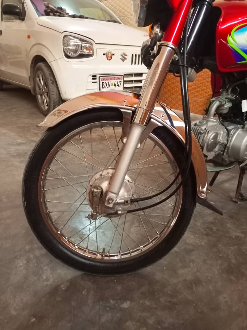 honda 70 good condition 4