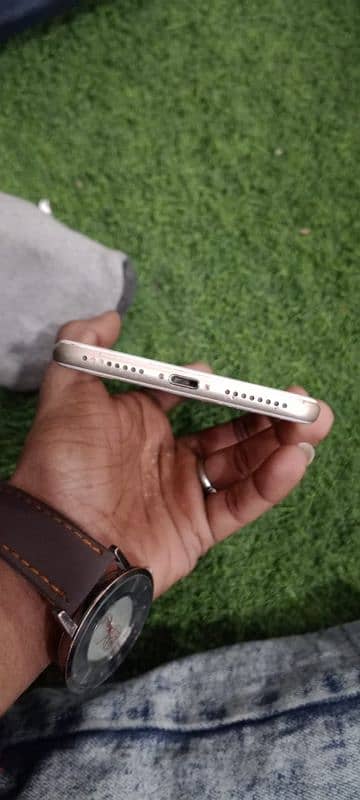 iphone 7plus 128gb pta approved 6