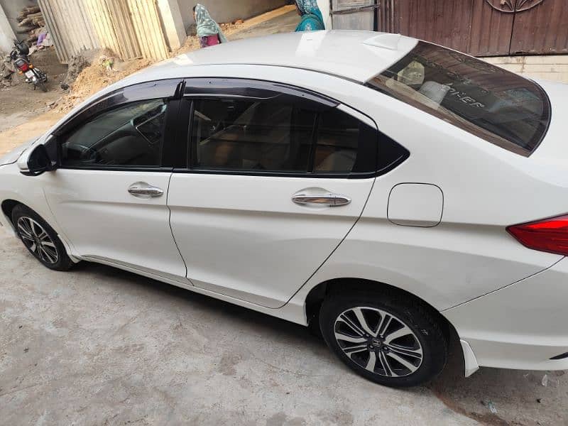 Honda City Aspire 2022 15500 KLM used janion 2