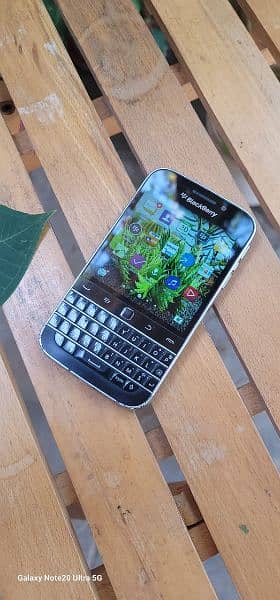 Blackberry Classic Q20 for sale 2