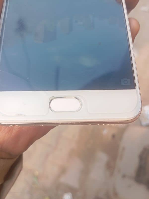 vivo x7     03704277124 call and WhatsApp number 5