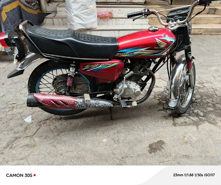 Honda CG125 Model 17B 0