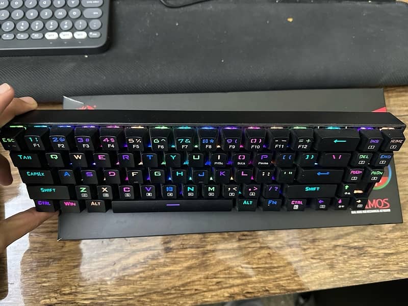 RedDragon DEIMOS Wireless Mechanical Keyboard 6