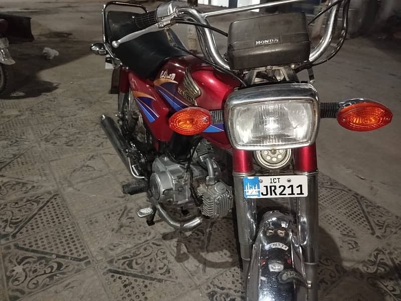 Honda 70 Islamabad nmbr 2