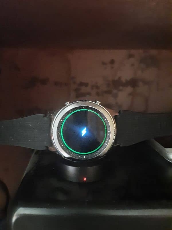 Samsung Gear S3 Classic 0