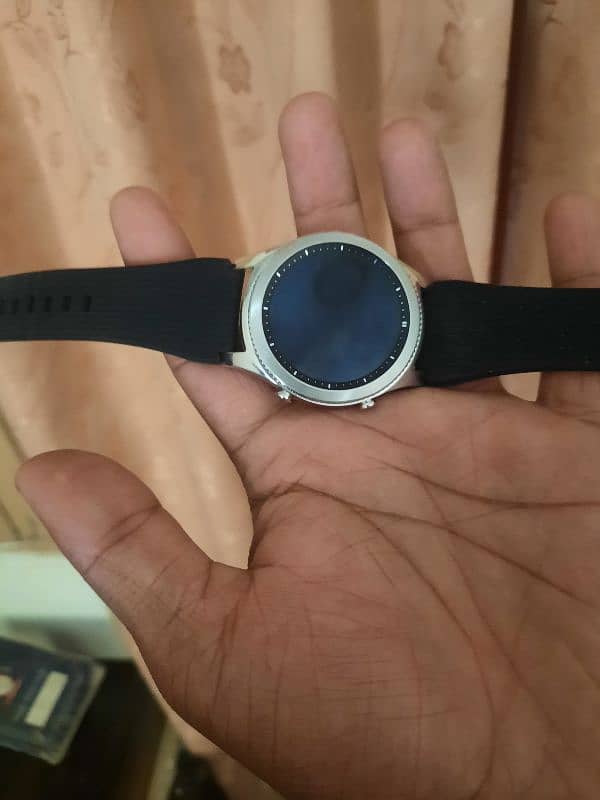 Samsung Gear S3 Classic 4