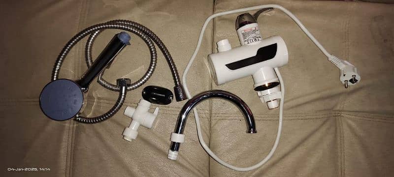 Just like new Instant electric heating faucet 3