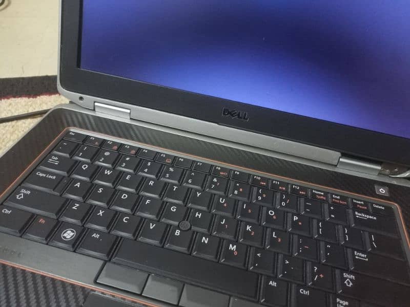 dell latitude e6420 for sale/read description please 1