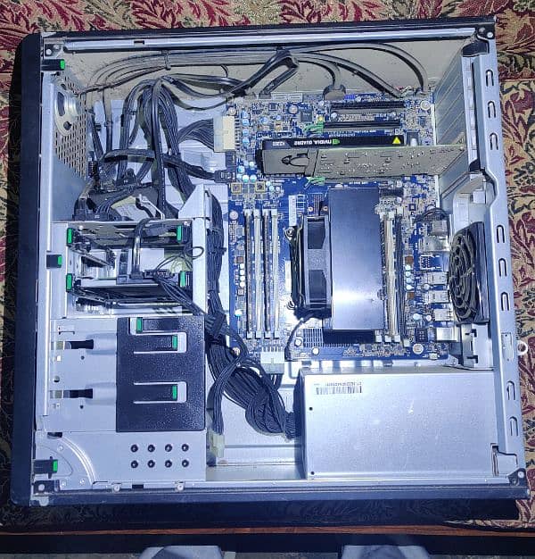 HP Workstation Z440 10/10 3