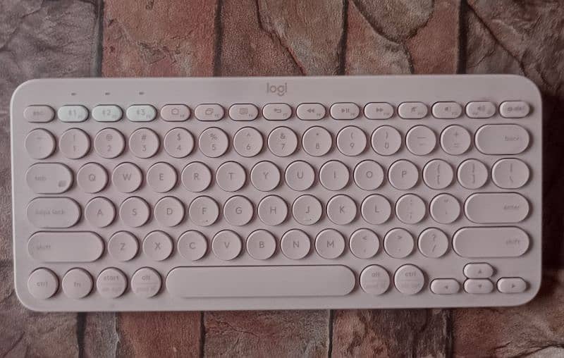 Logitech keyboard for sale 1