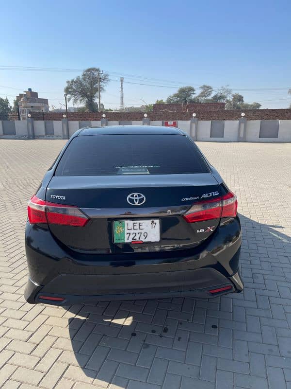 Toyota Corolla XLI 2017 10