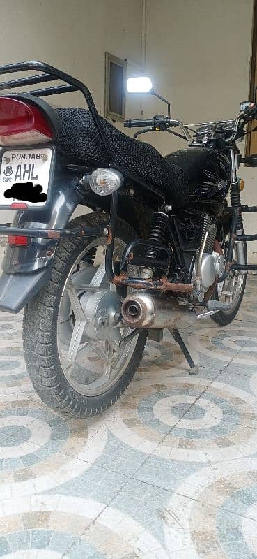 Suzuki GS 150 SE for sale 3