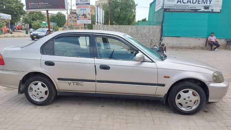 Honda Civic VTi 1999 3