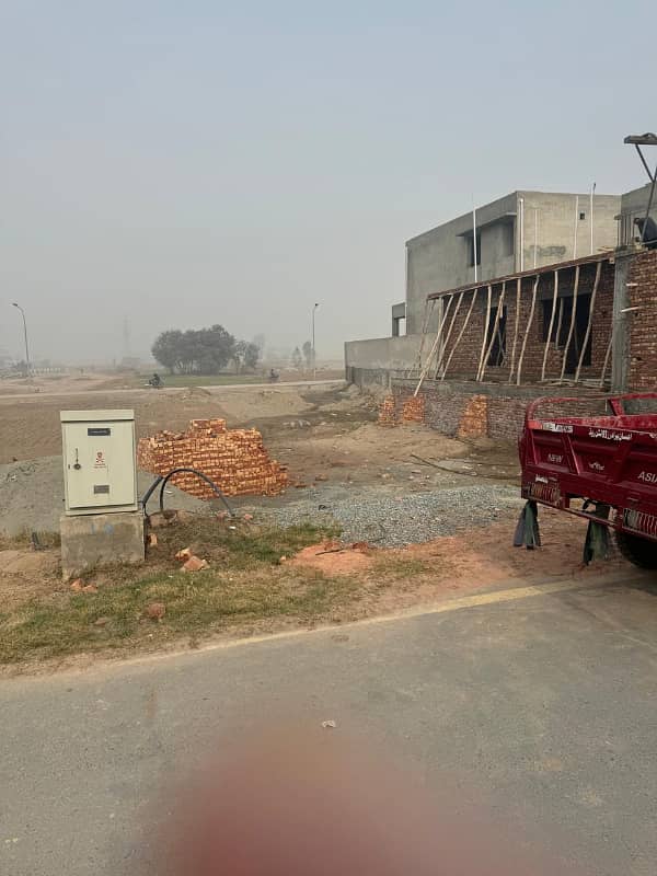 A stunning prime location residential plot is for salr Park view city lahore 2