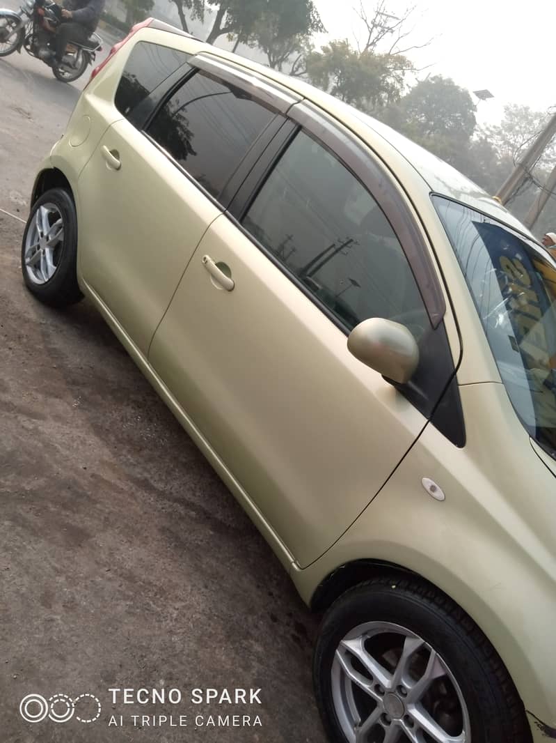 Nissan Note 2007 4