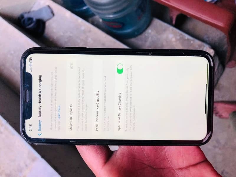 iPhone XR 64gb sim working 2month 7