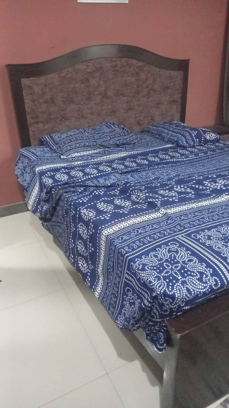 Bed Set//King size Bed//Double Bed with side table(Spring Mattress) 10