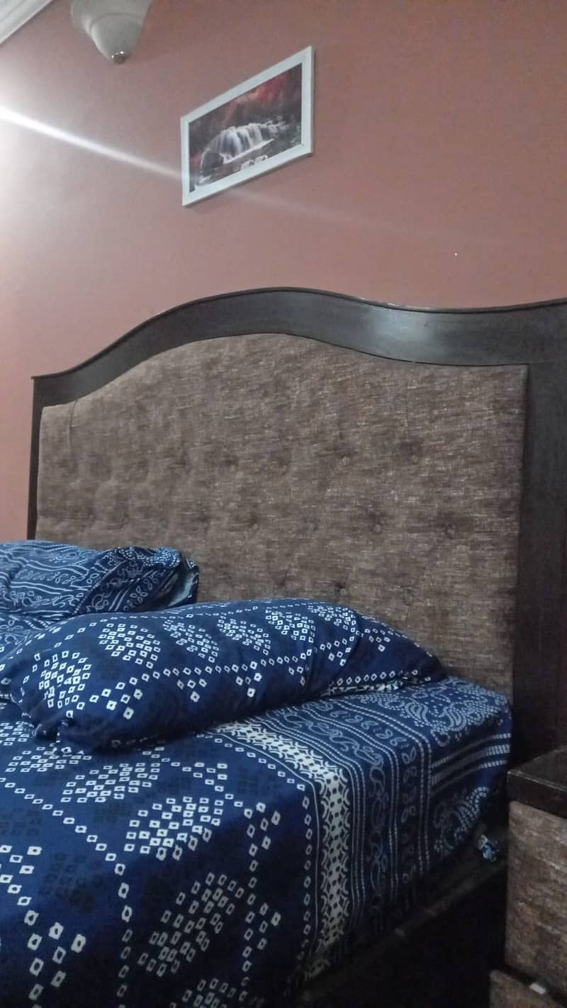 Bed Set//King size Bed//Double Bed with side table(Spring Mattress) 14