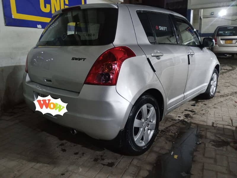 Suzuki Swift dlx 0