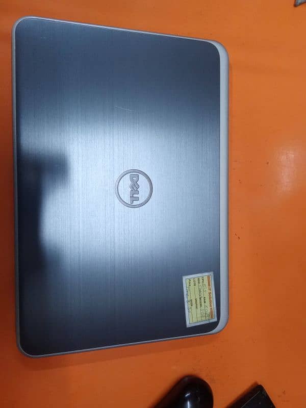 Lap top Dell inspirion 3521 4