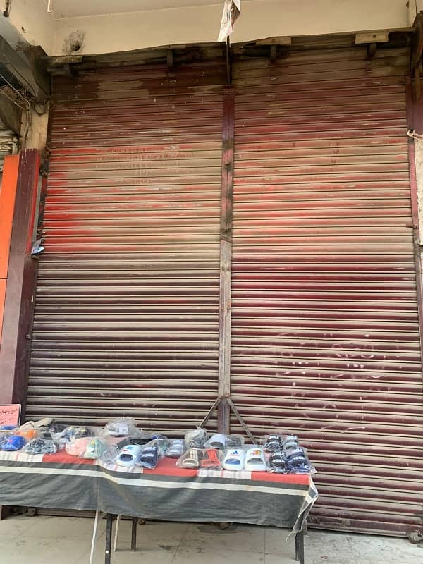 COMMERCIAL SHOWROOM FOR RENT IN MAIN PERFUME CHOWK GULISTAN-E-JAUAHR KARACHI 0